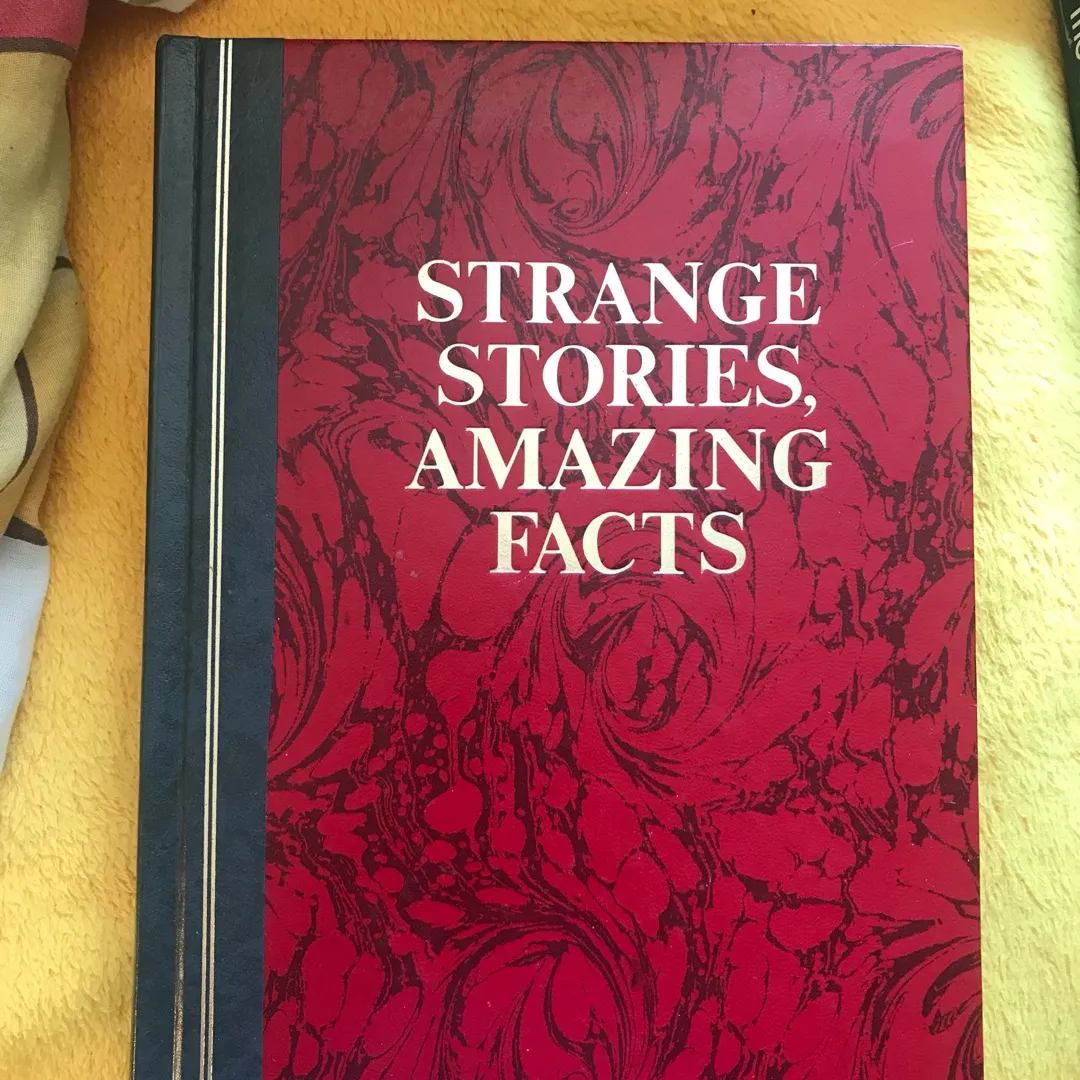 BOOK strange stories, amazing facts photo 1