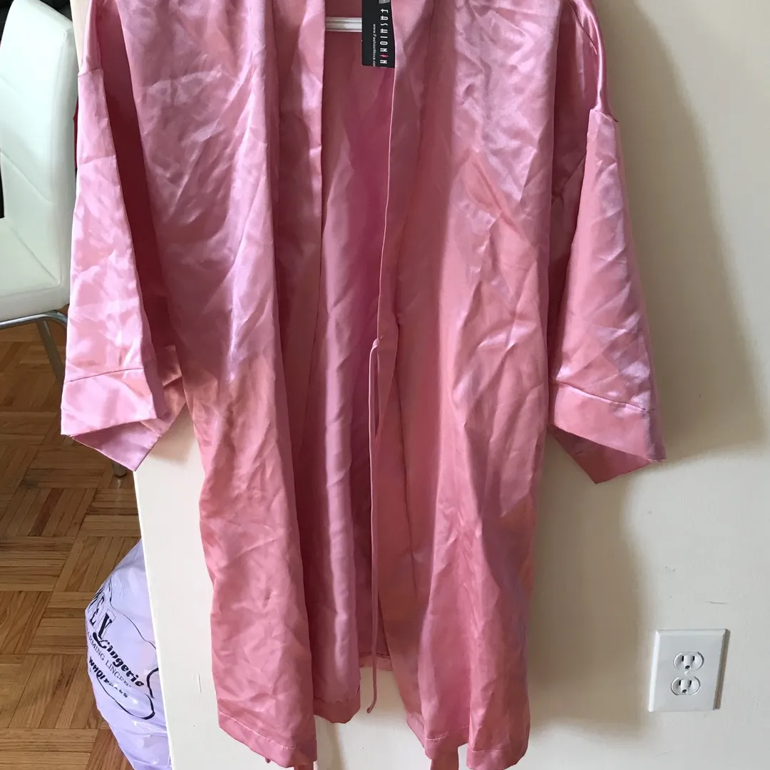 Pink robe S/M photo 1