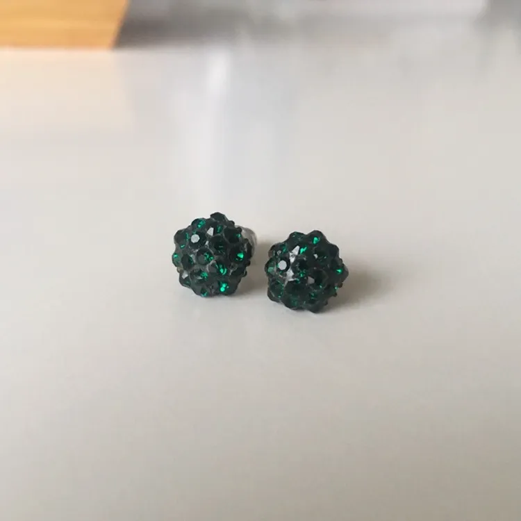 Small Emerald Studs photo 1