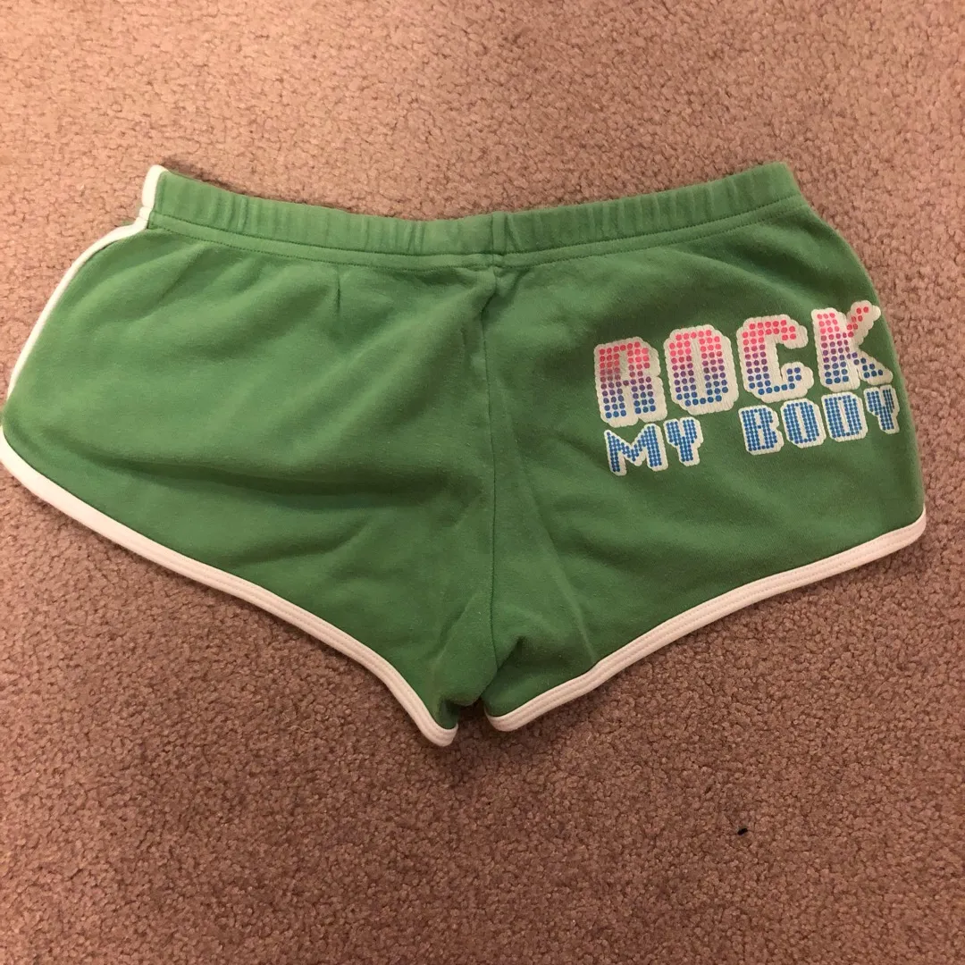 American Apparel Shorts Size S photo 3