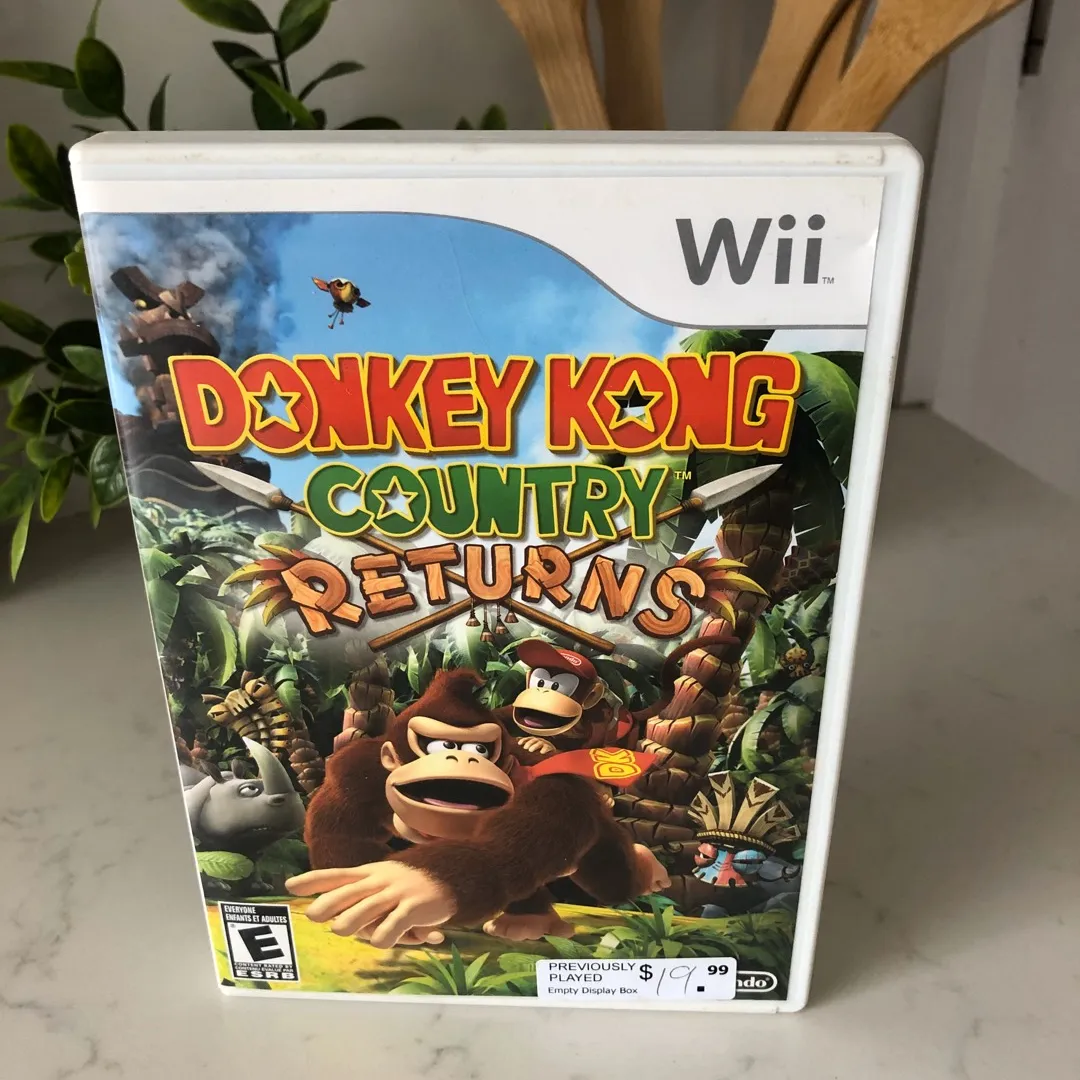 Donkey Kong Country Wii Game photo 1