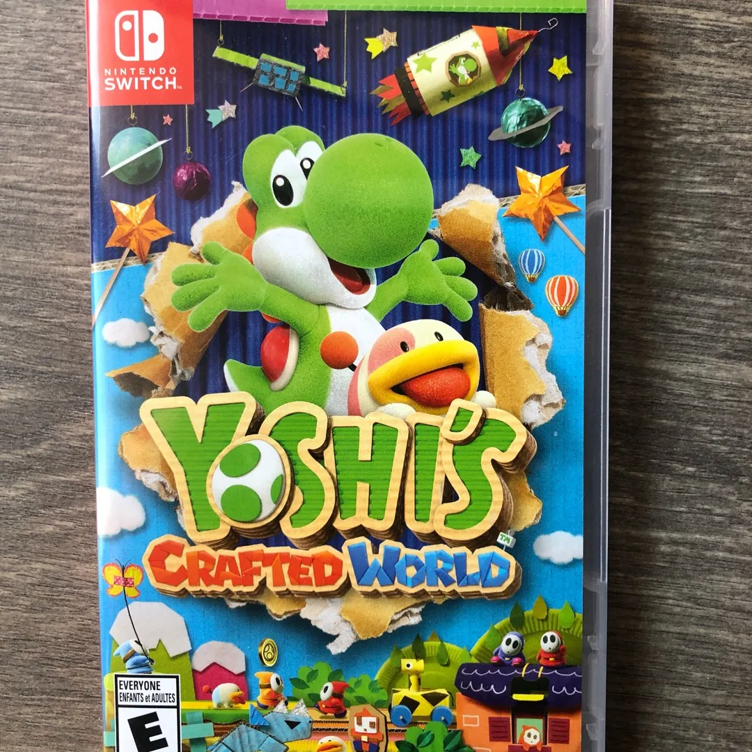 Nintendo Switch-Yoshi Crafted World photo 1