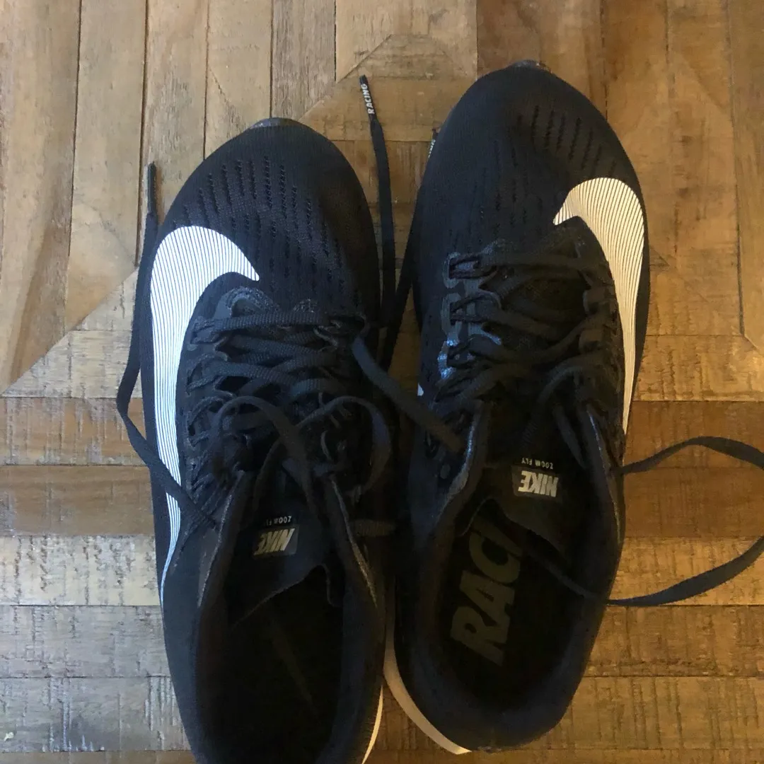 Lightly Used 6.5 Women’s Nike Running Shoe photo 1
