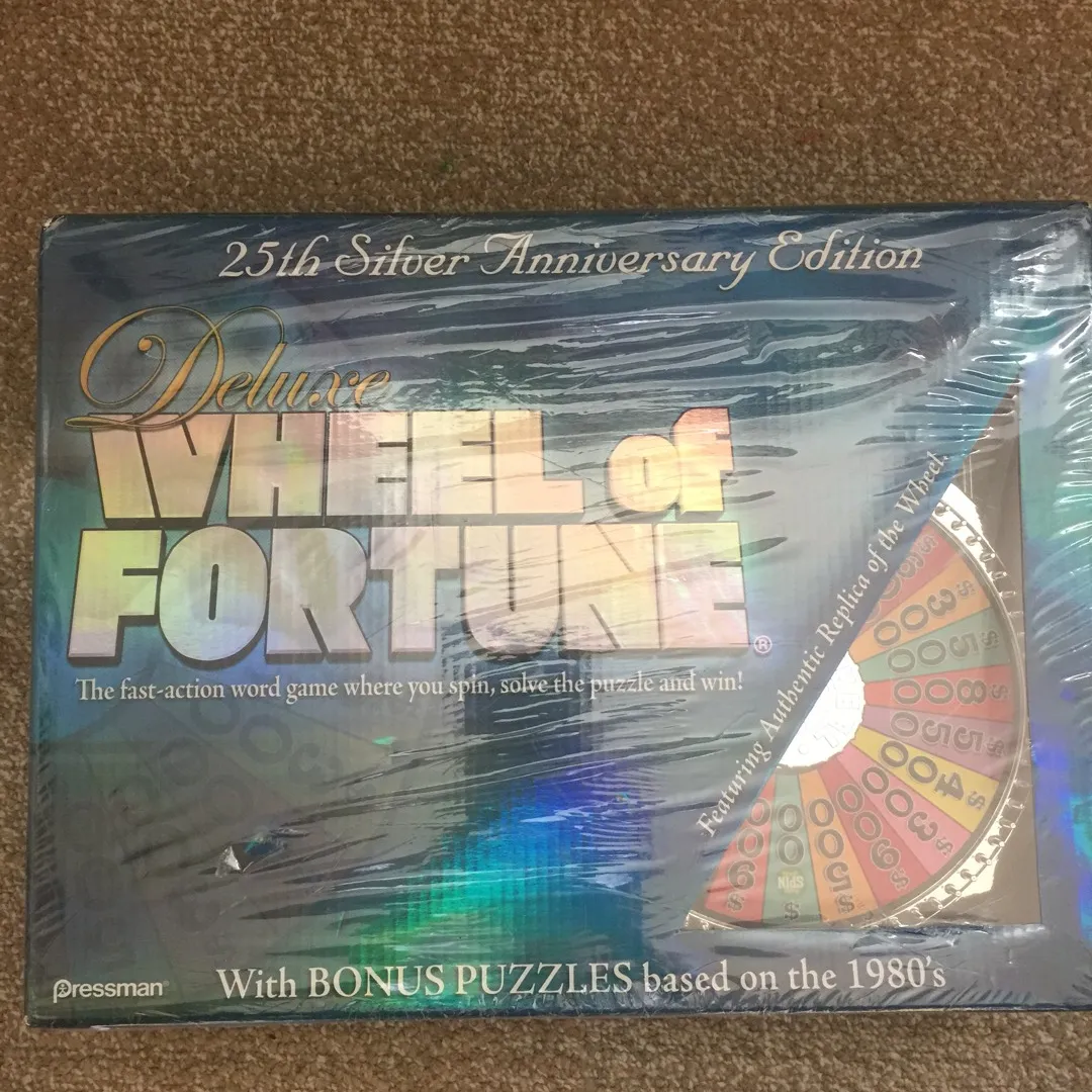 New Deluxe Wheel Of Fortune photo 1
