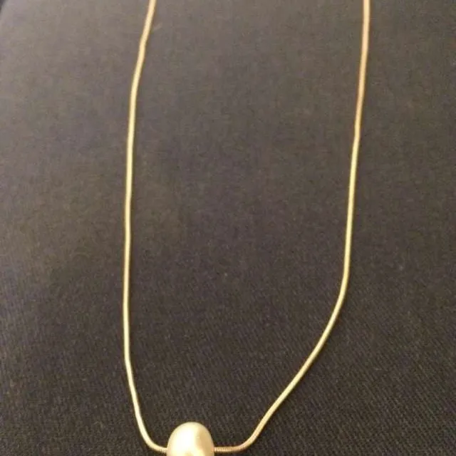 Simple Classic Necklace - 1 Token photo 4