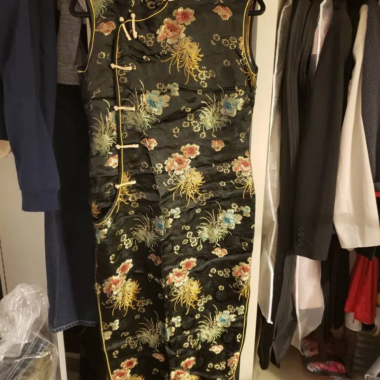 Chinese Style Dress-size Equivalent Of 8/10. photo 1