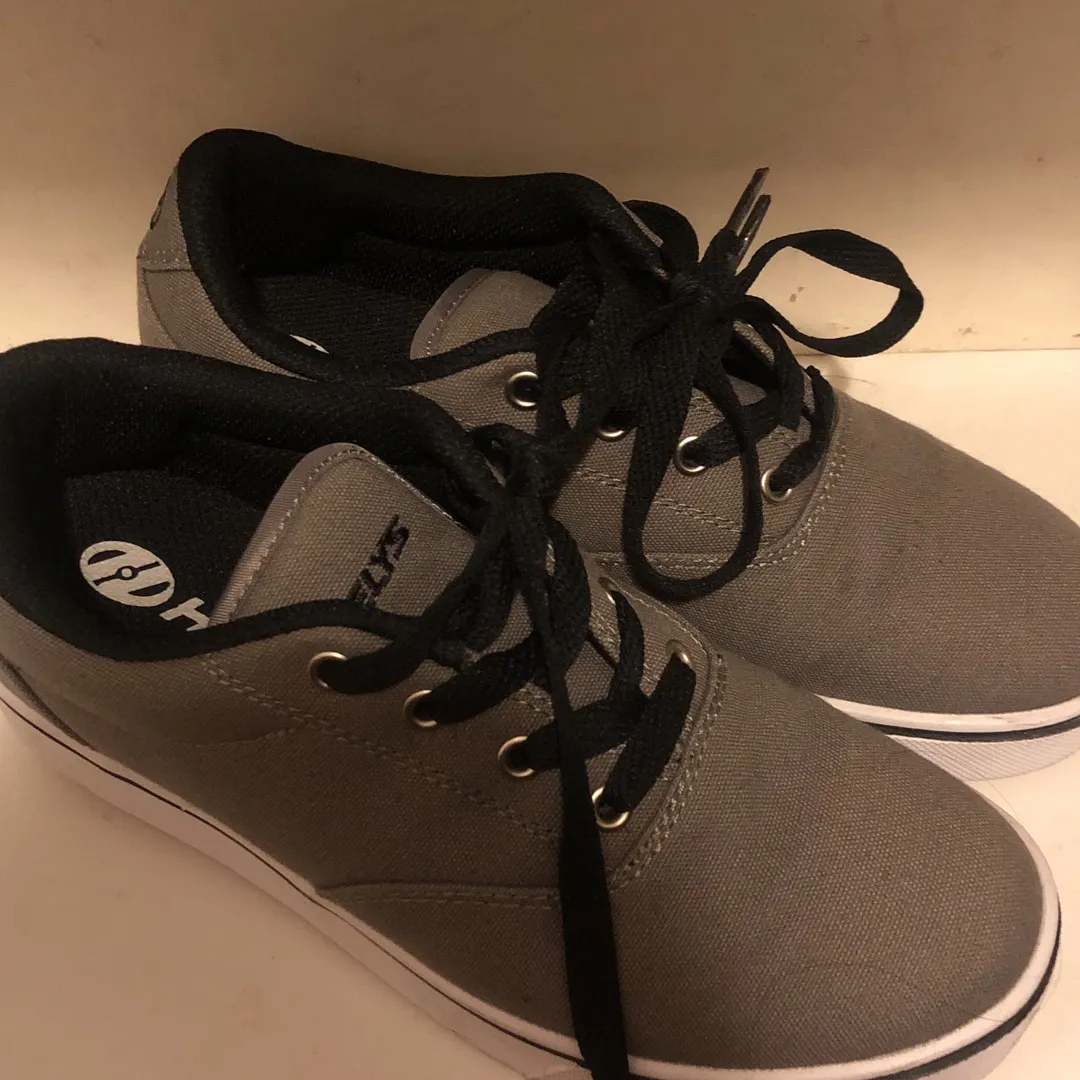 Size 5 Grey Heelys photo 1