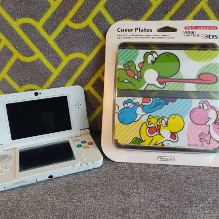 BNIB New Nintendo 3DS Yoshi Cover Plate photo 4