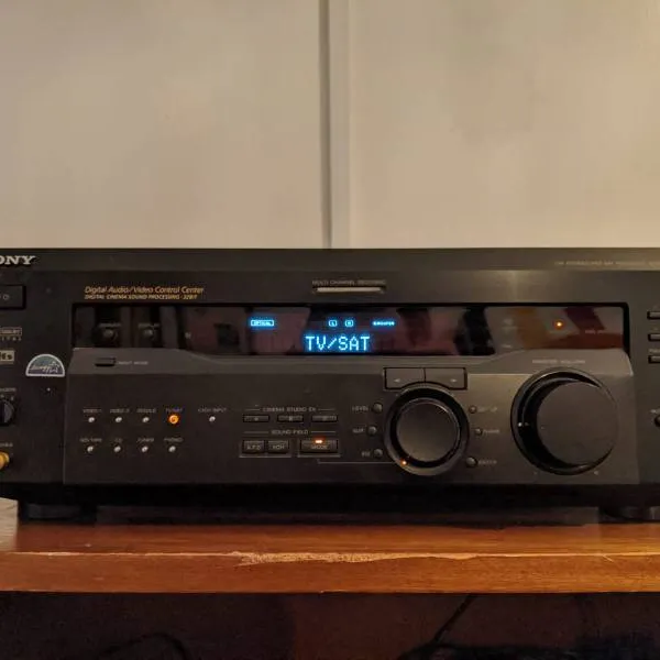 Sony Receiver/Amp With 2 Speakers photo 4