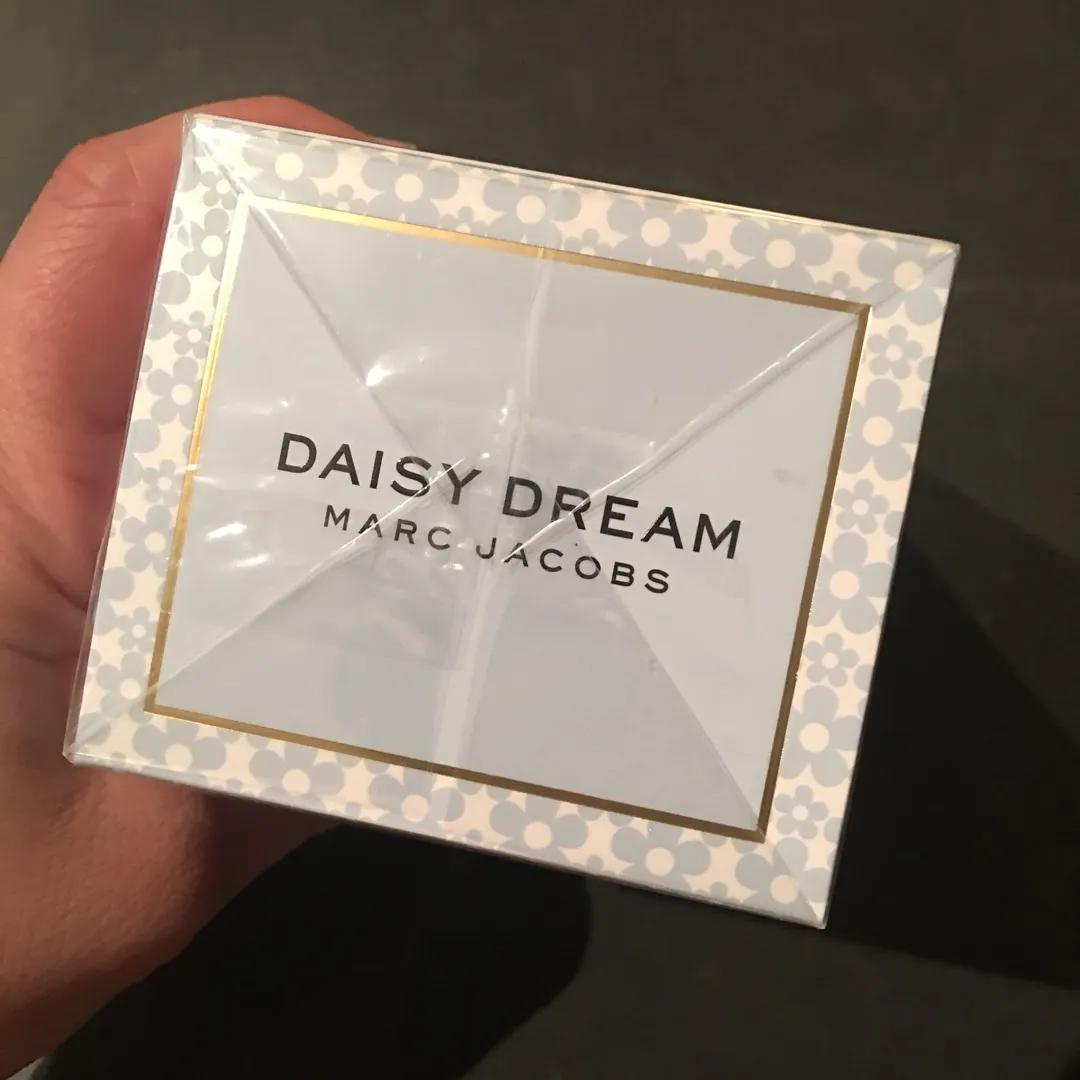 Daisy Dream perfume Marc Jacobs - Brand New photo 1