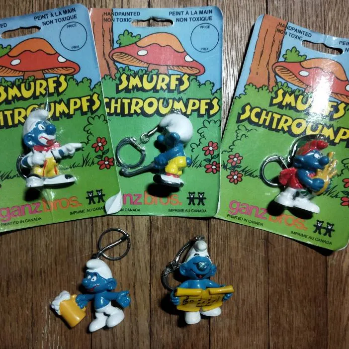 Vintage Smurf keychains photo 1