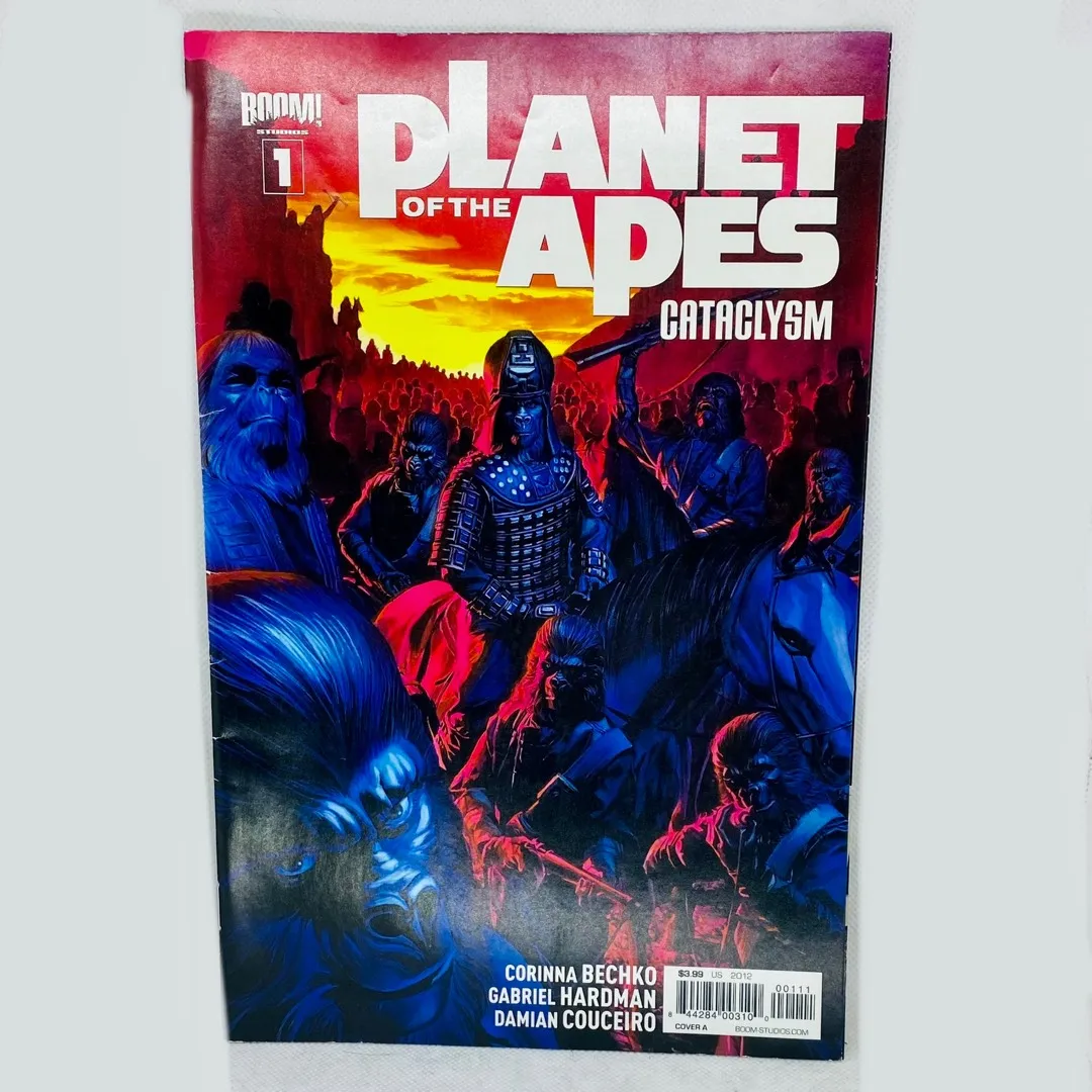 Planet Of The Apes Issues 1 And 2 Comic Books photo 1