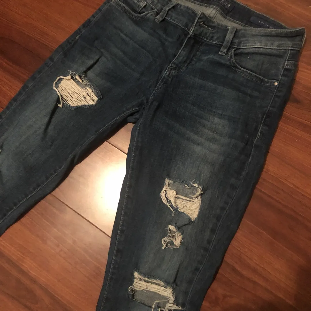 Guess- Kate skinny Distressed Jean photo 4