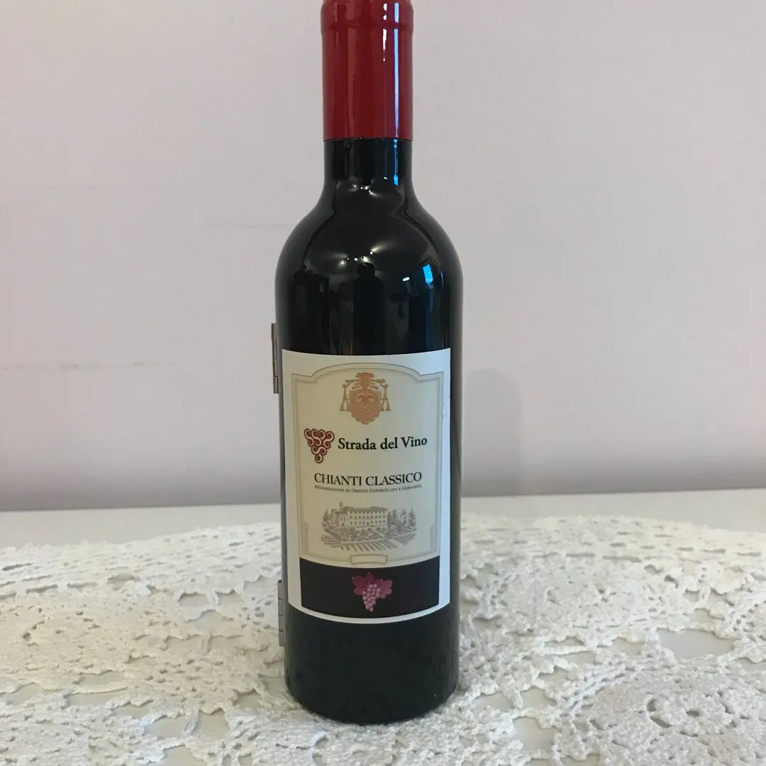 Wine Gift Set In A Fake Wine Bottle photo 1