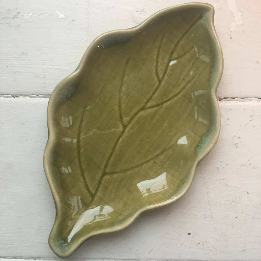 Leaf Plates (x6) photo 1