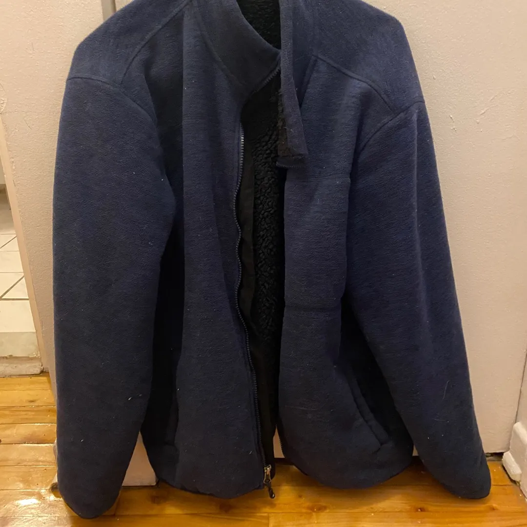 Men’s Large Fleece Jacket photo 1