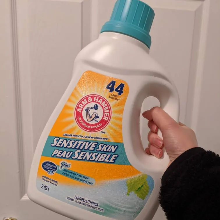 Arm & Hammer Sensitive Skin Laundry Detergent photo 1
