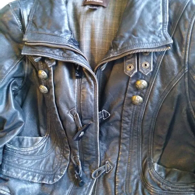 Women's Leather Jacket Sz. S photo 5
