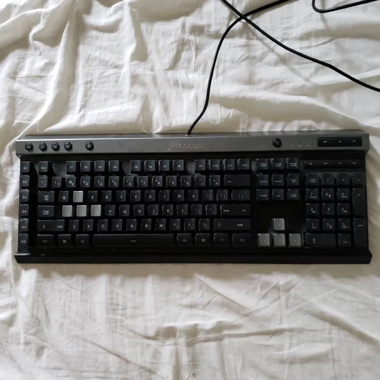 Corsair K40 Gaming Keyboard photo 1