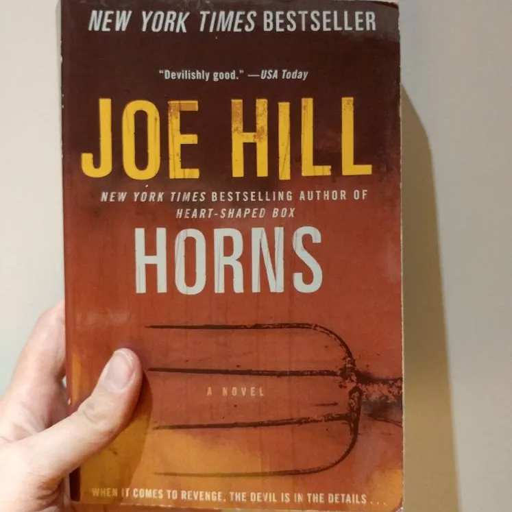 Horns by Joe Hill photo 1