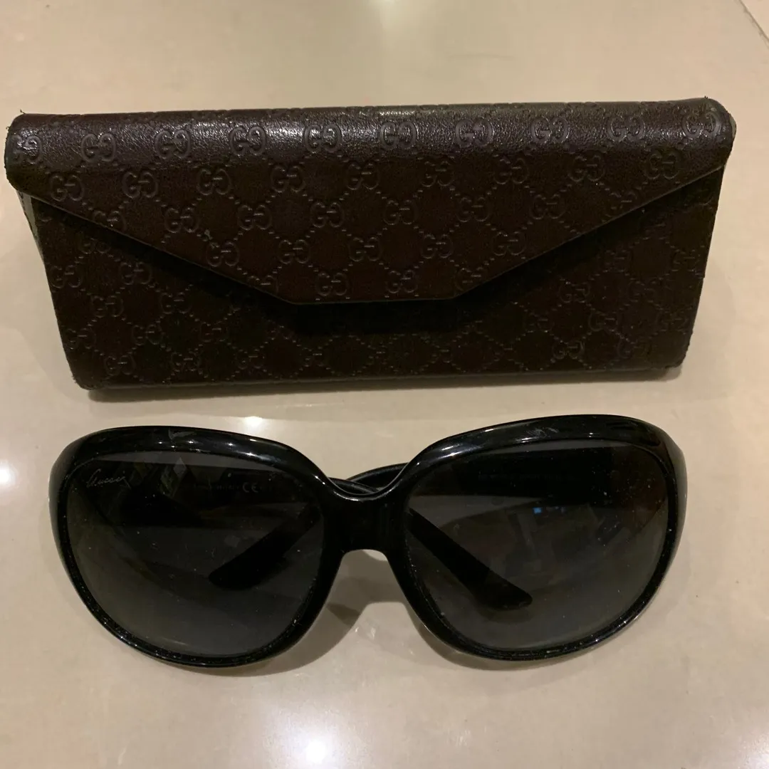 Gucci Sunglasses photo 1