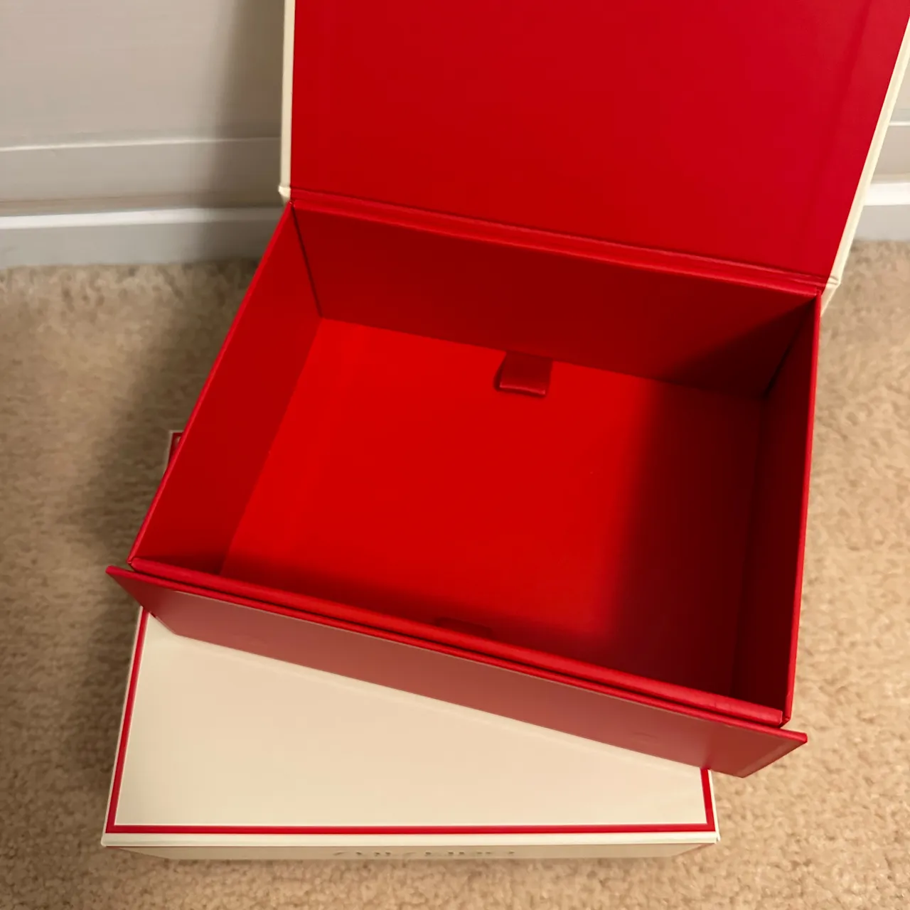 NEW! Shiseido Magnetic Gift Boxes photo 3