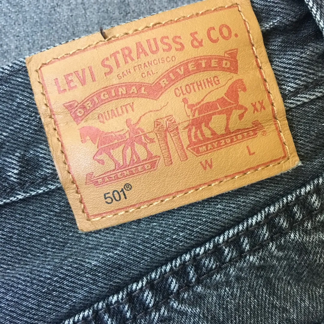Levi’s Shorts photo 4