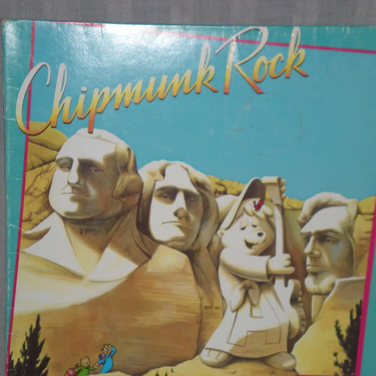 Vinyl, 'Chipmunk Rock' photo 1
