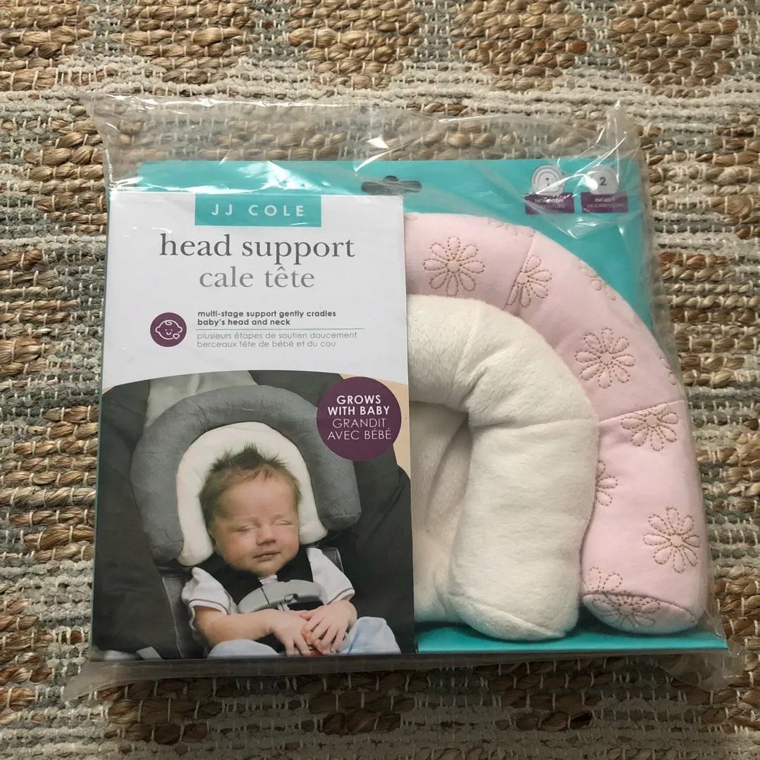 JJ Cole Baby head support for car seat photo 1