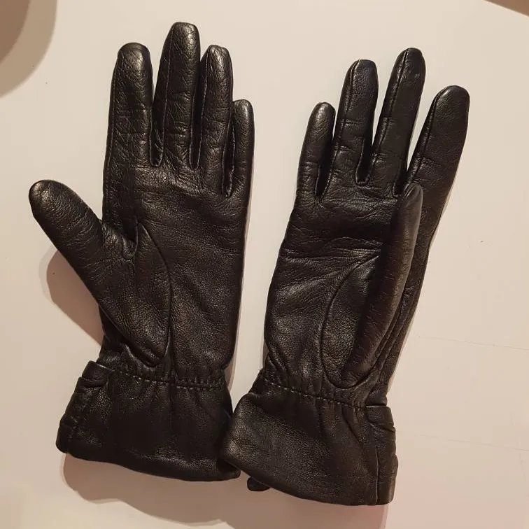 Danier Women's Leather Gloves XS photo 1