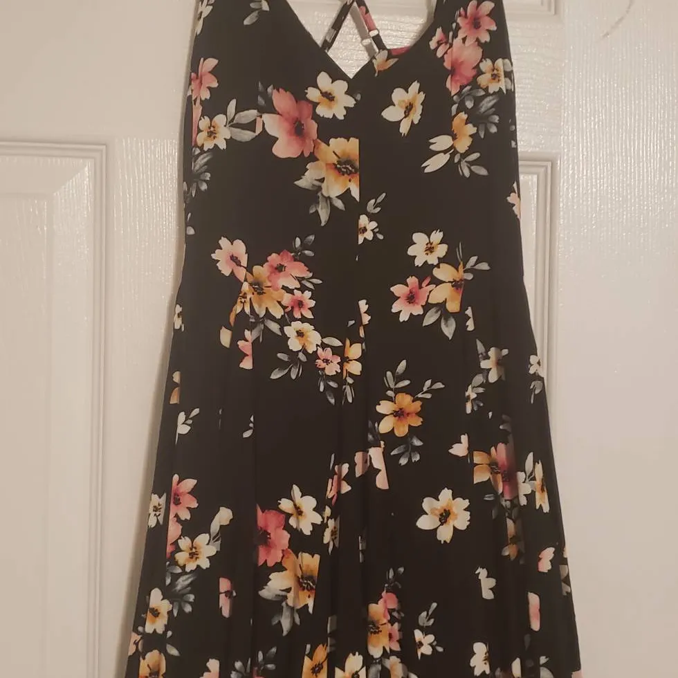 Forever 21 Floral Dress photo 1
