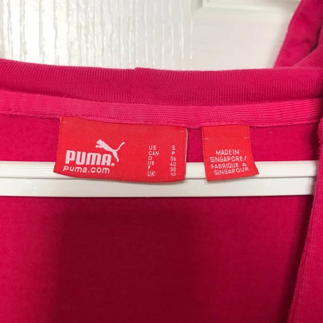 Puma V Neck Adjustable Hooded Shirt - Size S photo 4