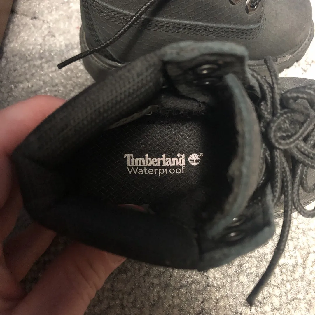 Timberland Size 5 Toddler Boots photo 5