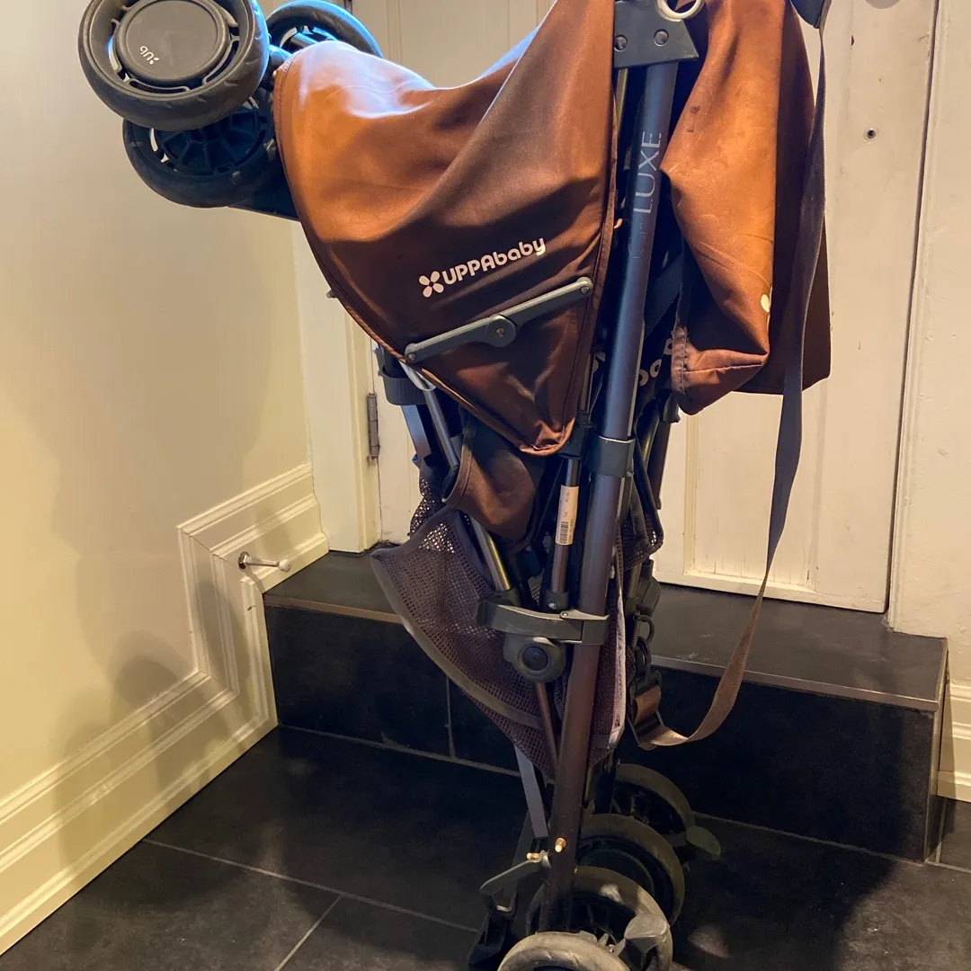 Uppababy G-luxe Folding Stroller photo 8