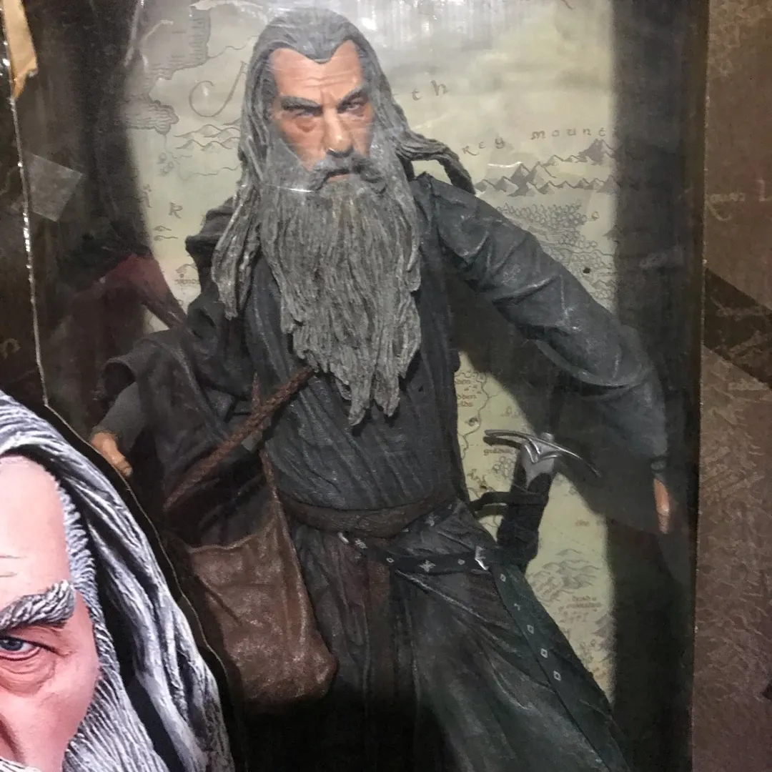 20” Gandalf Figure photo 1
