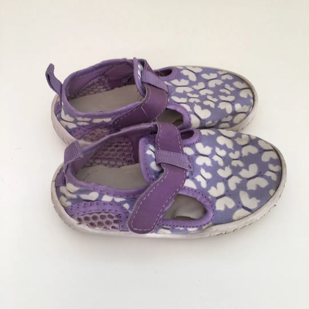 Size 6 Water Shoes For Toddlers photo 3