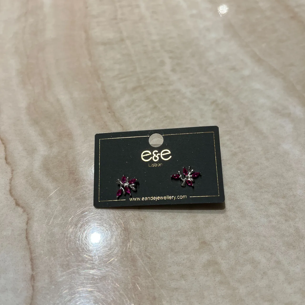 E&E London earrings  photo 3