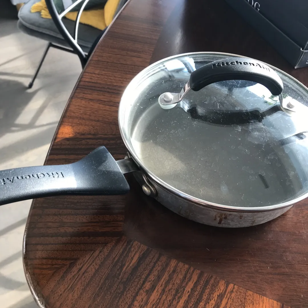 Small Frying Pan With Lid photo 1