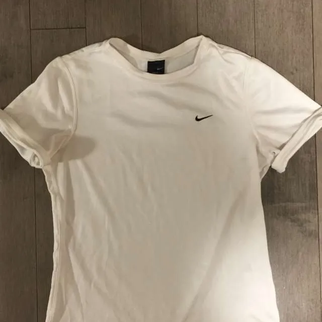Nike Women's Dri-fit T Shirt photo 1