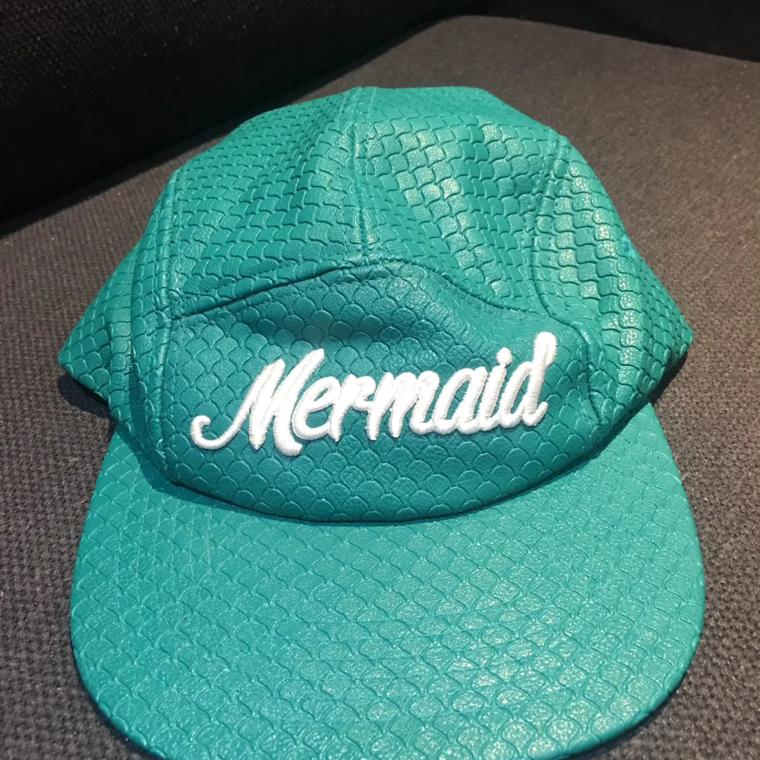 Mermaid Cap (Cakeworthy X Disneybound Collab) photo 1