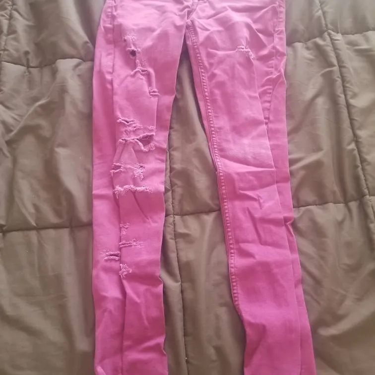 Fuscia ripped jeans size 8 photo 1
