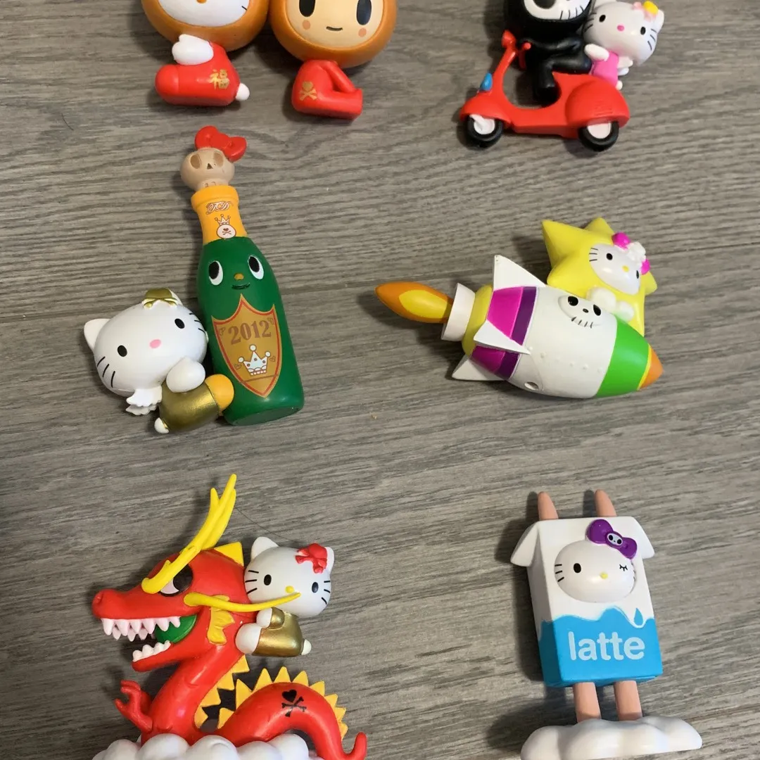 Tokidoki X Hello Kitty Figurines photo 1