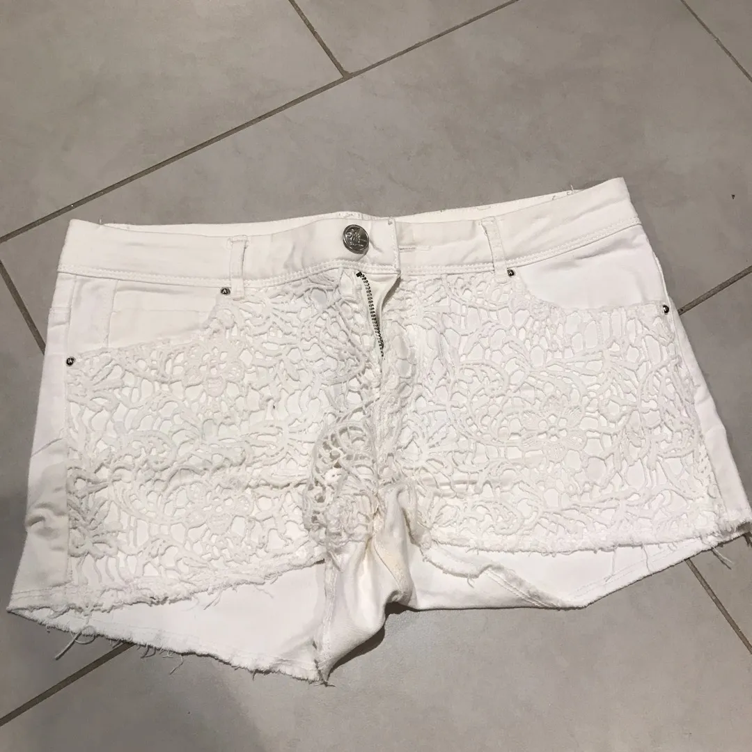 Lace White Shorts Sz6 photo 1
