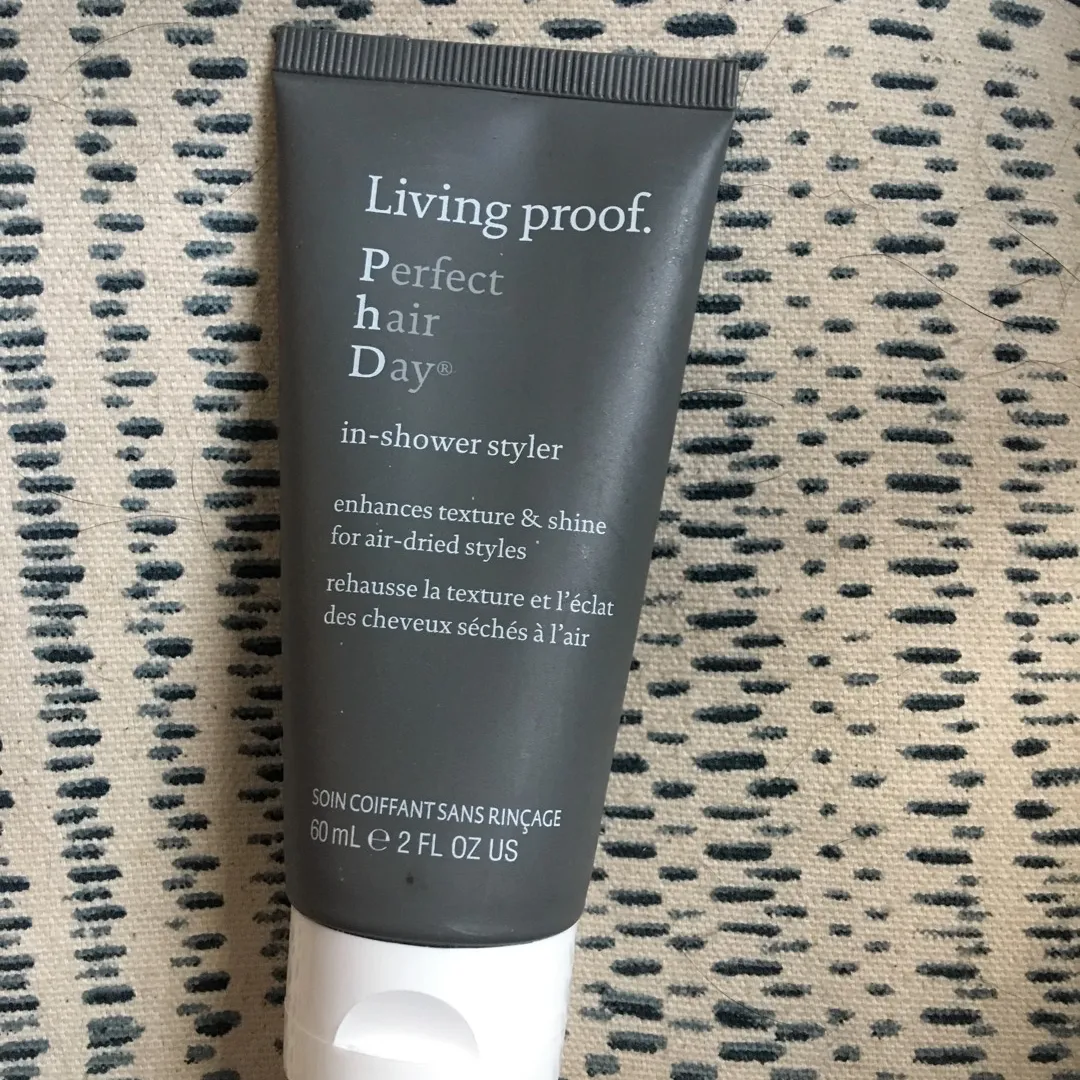 Living Proof In Shower Styler photo 1