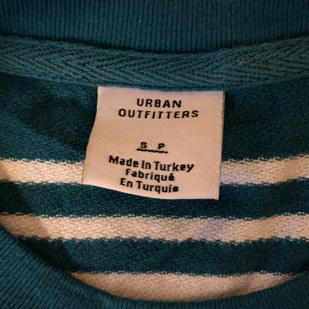 Urban Outfitters T-Shirt photo 3