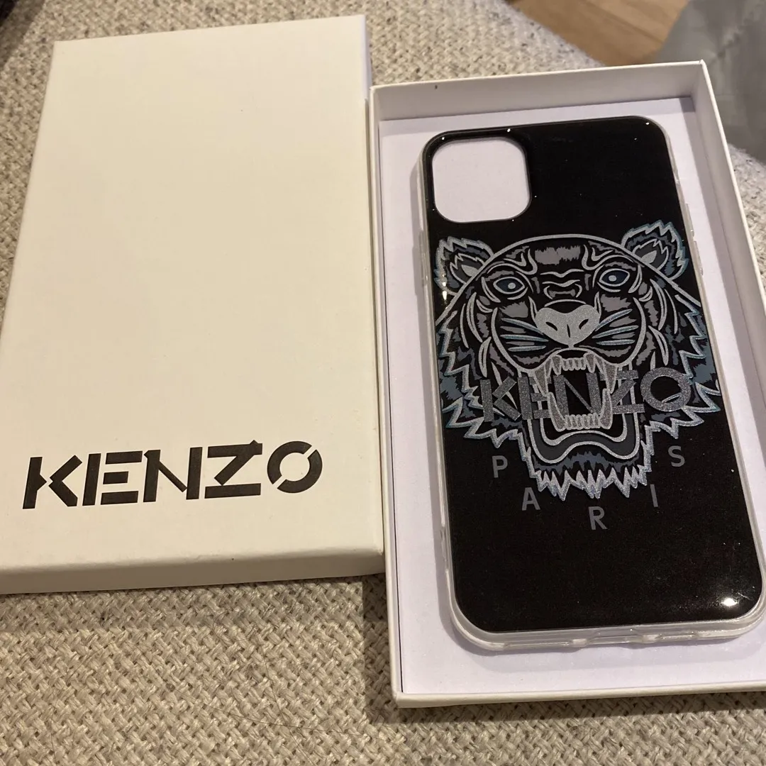 iPhone 11 Pro Max case Kenzo Paris photo 1