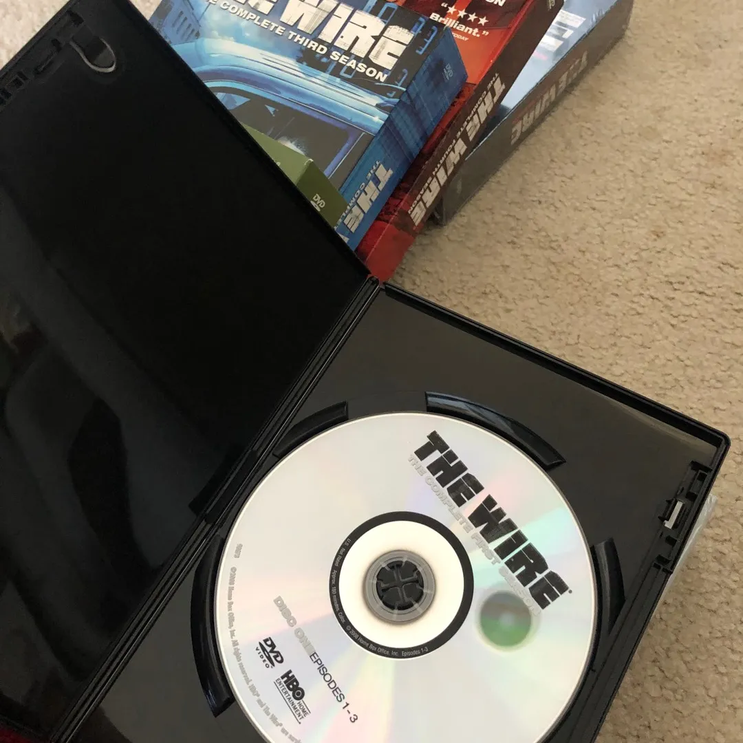 The Wire Complete Series DVD (5 Seasons Box Sets) photo 3