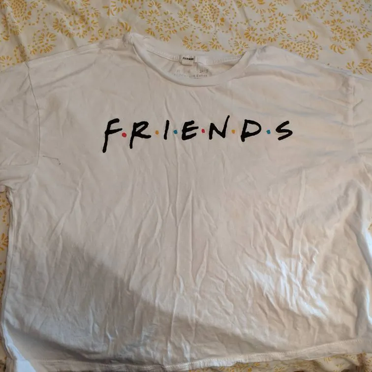 Friends Cropped Tee photo 1