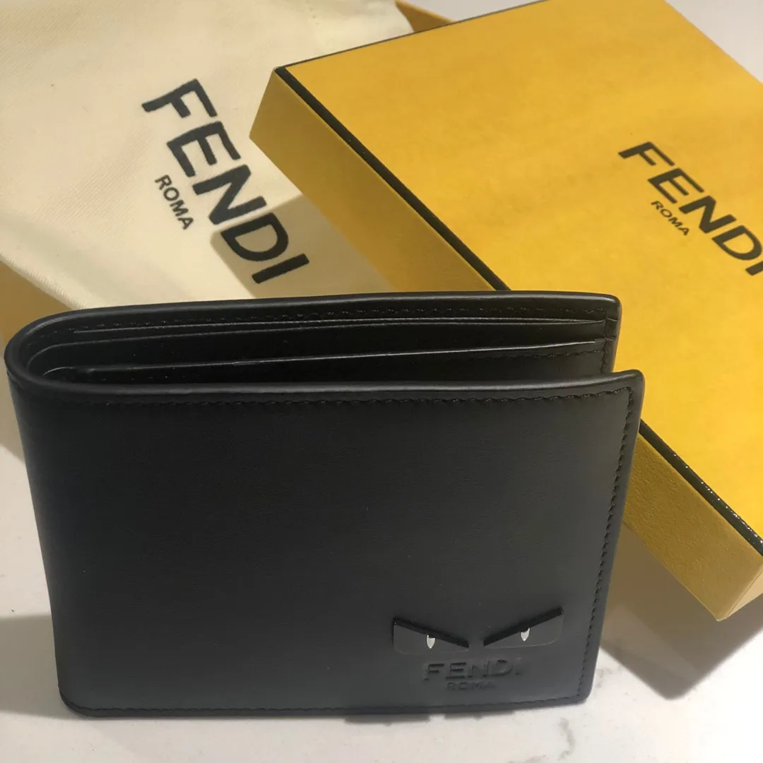 New Fendi Wallet! Leather Bi-fold photo 1