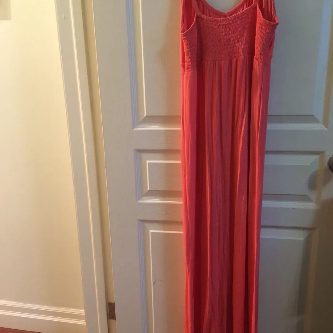 Coral Old Navy Dress Size M photo 3